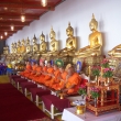 Pijmn mnich v Bangkoku